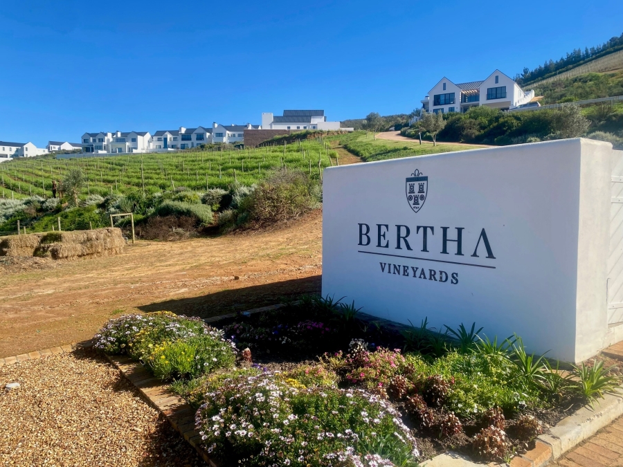 4 Bedroom Property for Sale in Weltevreden Hills Estate Western Cape